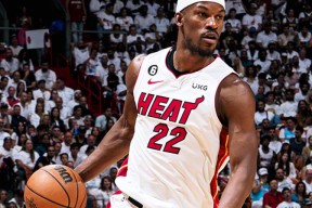 九游体育-关于穆雷巅峰对决，巴特勒与80激战拜仁分钟，精彩发挥胜负难料！的信息